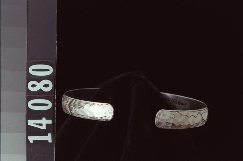 Image representing Bracelet.