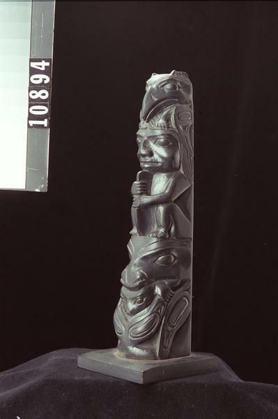 Image representing Pole, argillite.