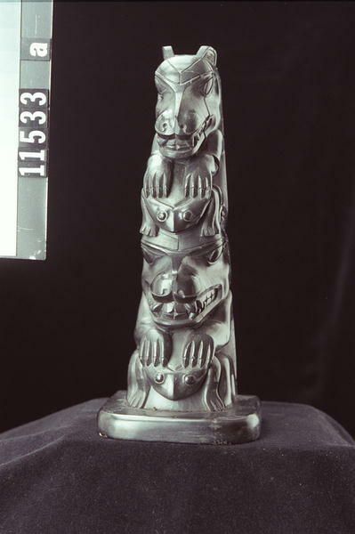 Image representing Pole, argillite.