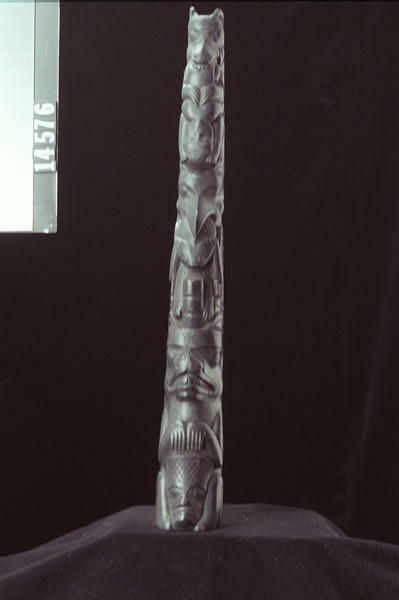 Image representing Pole, argillite.