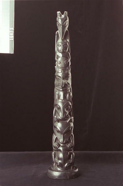 Image representing Pole, argillite.