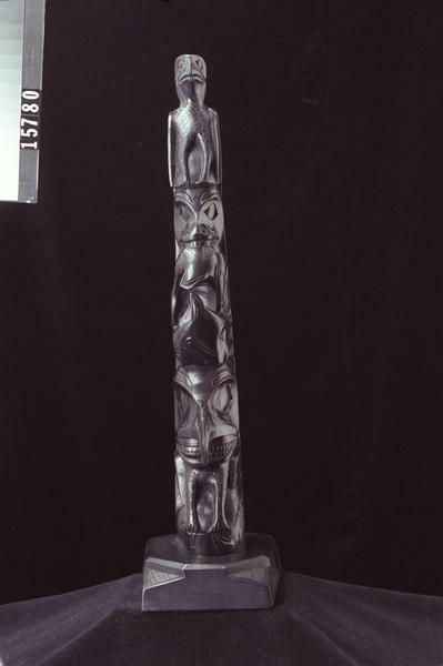Image representing Pole, argillite.