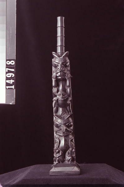 Image representing Pole, argillite.