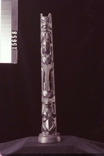 Image representing Pole, argillite.