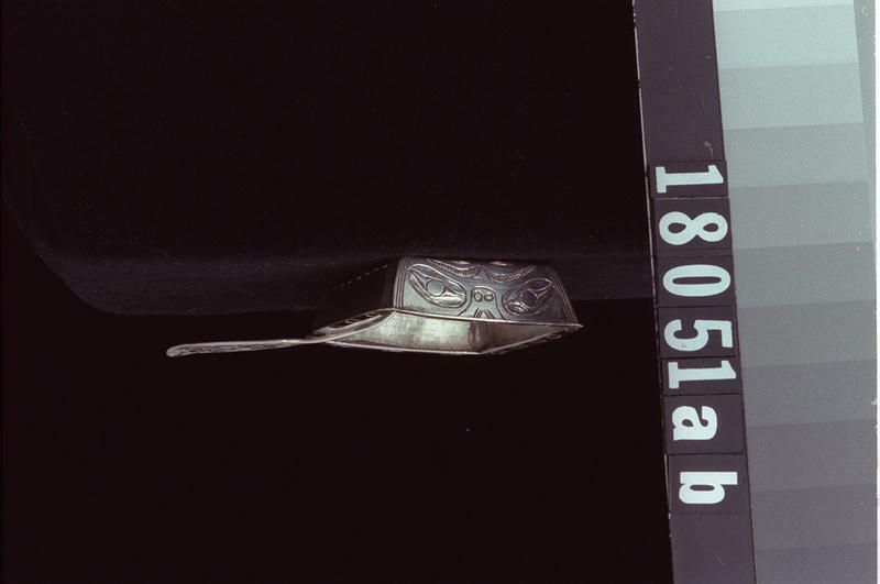 Image representing Cellar; Spoon.