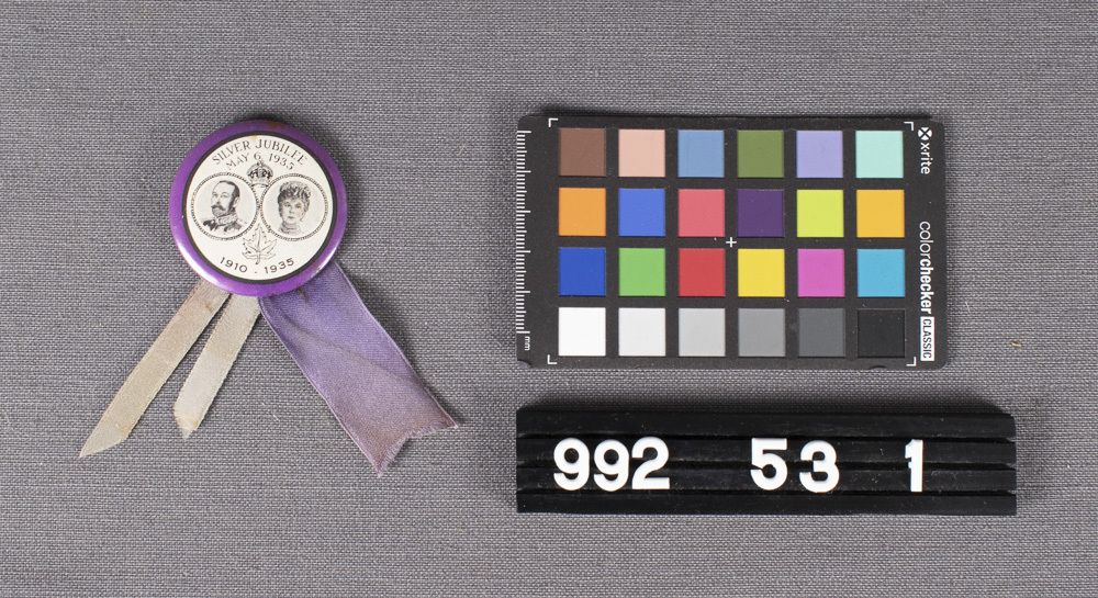 Image representing Button, Commemorative.