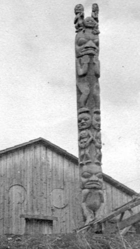 Image representing Pole.