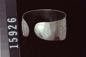 Image representing Bracelet.