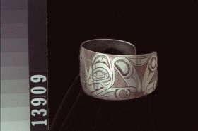 Image representing Bracelet.