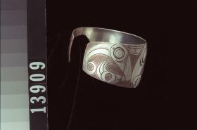 Image representing Bracelet.