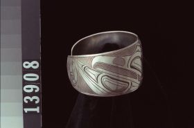 Image representing Bracelet.
