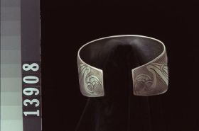 Image representing Bracelet.