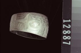 Image representing Bracelet.