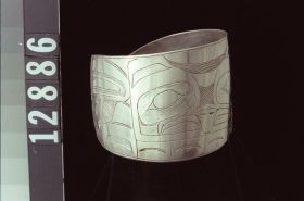 Image representing Bracelet.