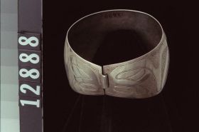 Image representing Bracelet.