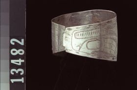 Image representing Bracelet.