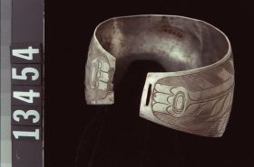 Image representing Bracelet.