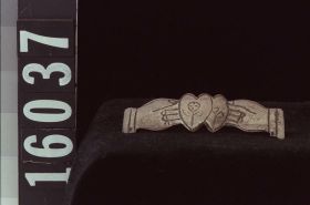 Image representing Brooch.