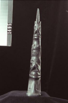 Image representing Pole, argillite.