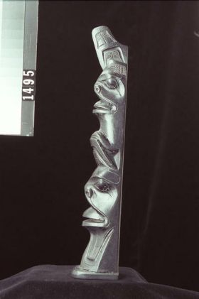 Image representing Pole, argillite.