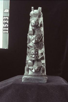 Image representing Pole, argillite.