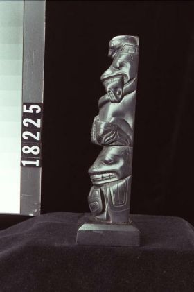 Image représentant Pole, argillite