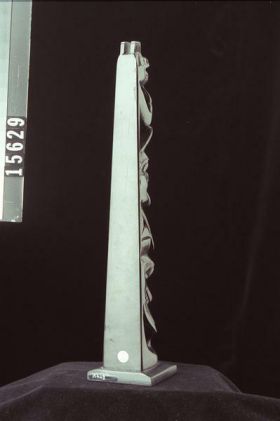 Image representing Pole, argillite.