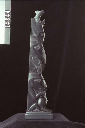 Image représentant Pole, argillite