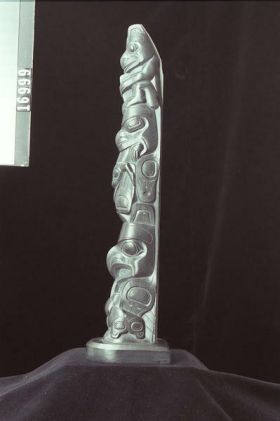 Image representing Pole, argillite.