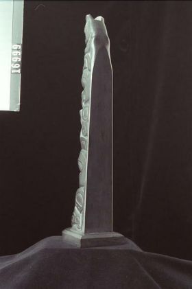 Image representing Pole, argillite.