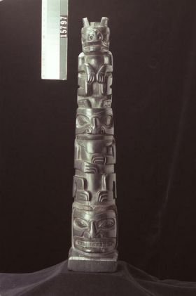 Image representing Pole, argillite.