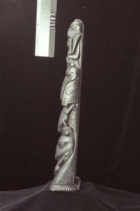 Image representing Pole, argillite.