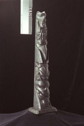 Image representing Pole, argillite.