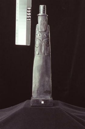 Image representing Pole, argillite.