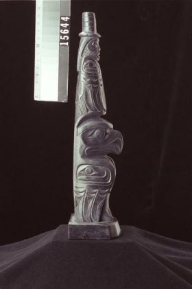 Image representing Pole, argillite.