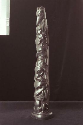 Image representing Pole, argillite.