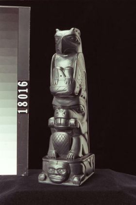 Image representing Pole, argillite.