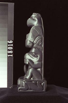 Image representing Pole, argillite.