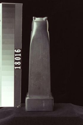 Image representing Pole, argillite.