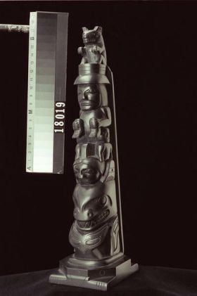 Image representing Pole, argillite.