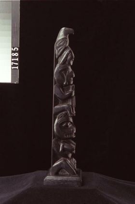 Image representing Pole, argillite.