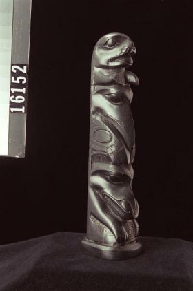 Image representing Pole, argillite.