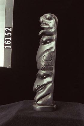 Image representing Pole, argillite.