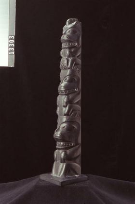 Image representing Pole, argillite.