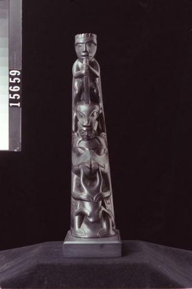 Image representing Pole, argillite.