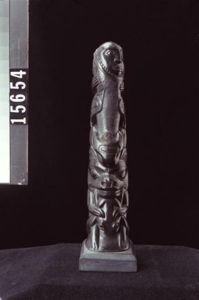 Image representing Pole, argillite.