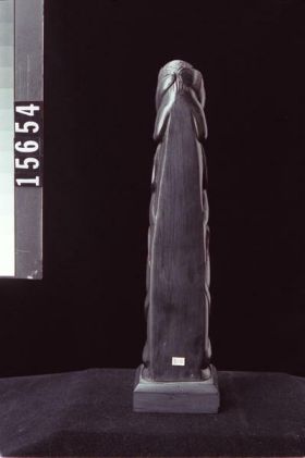 Image representing Pole, argillite.