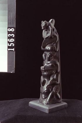 Image representing Pole, argillite.