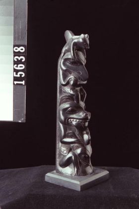 Image representing Pole, argillite.