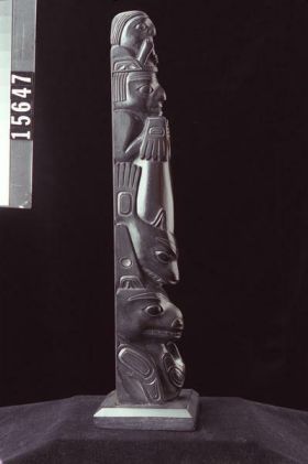 Image representing Pole, argillite.